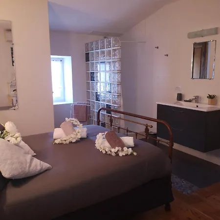 De L Helvie Chez Coco&ricou Hotel