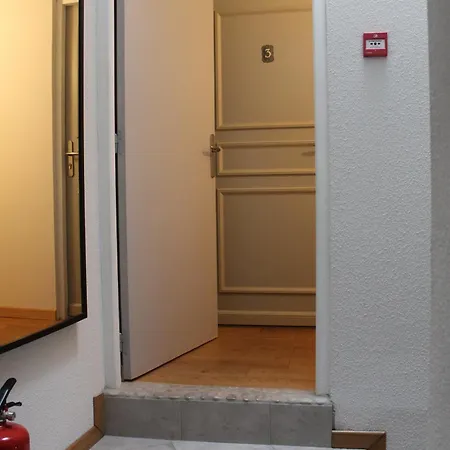 De L Helvie Chez Coco & Ricou Szálloda *